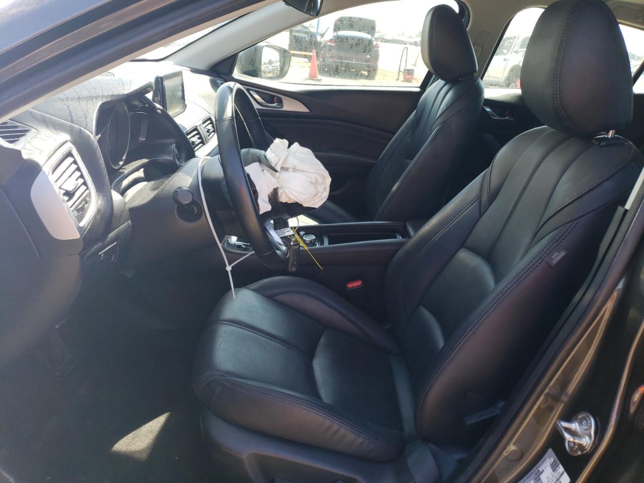 2018 Mazda 3 Touring VIN: 3MZBN1L33JM272026 Lot: 65448114