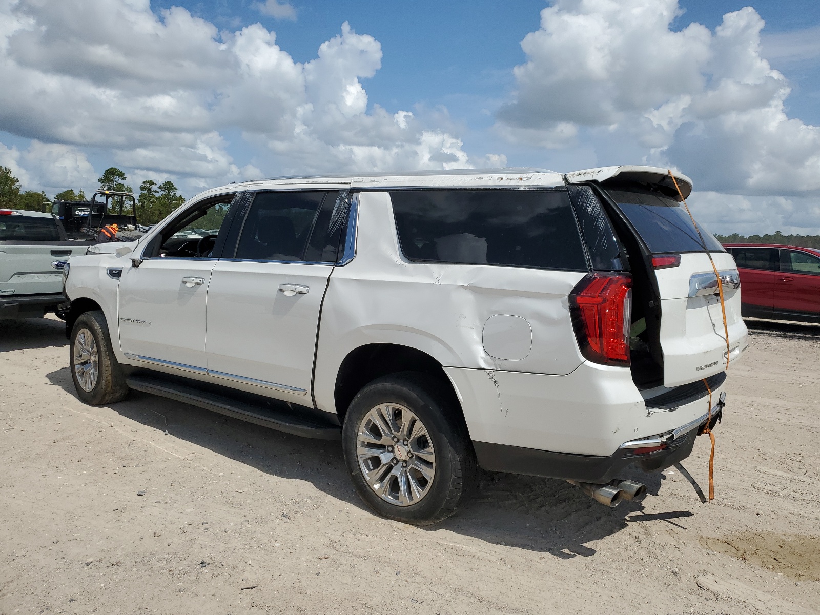 2021 GMC Yukon Xl Denali vin: 1GKS2JKL6MR457546