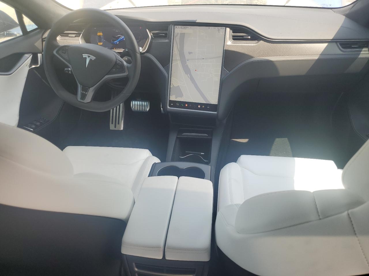 5YJSA1E28JF274135 2018 Tesla Model S