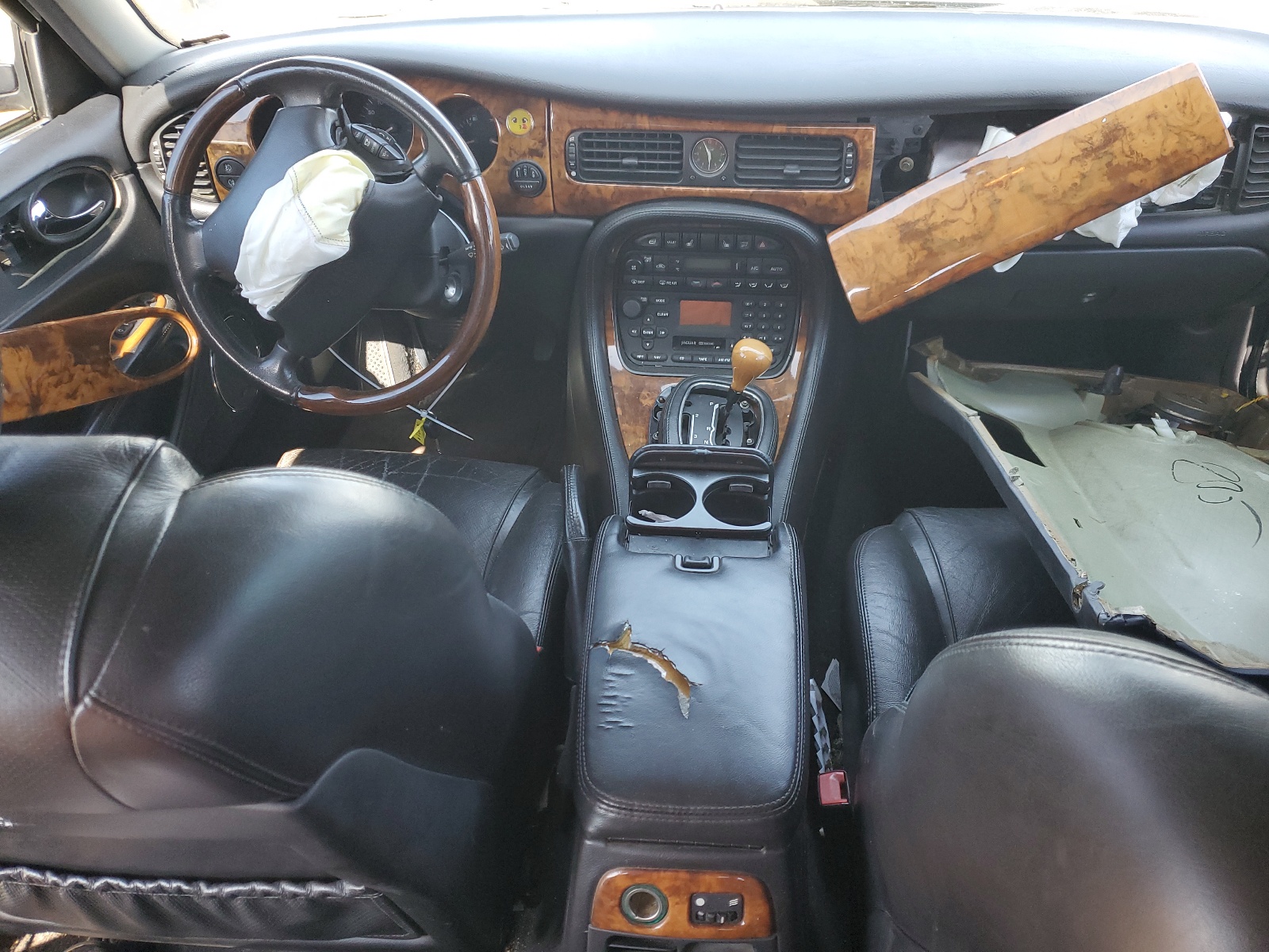 SAJDA15B22MF49391 2002 Jaguar Xjr