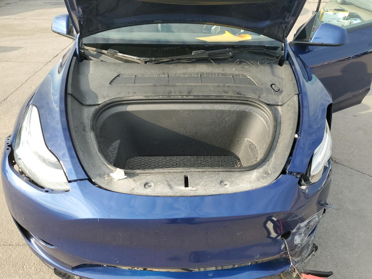 5YJYGDEE5MF285697 2021 Tesla Model Y