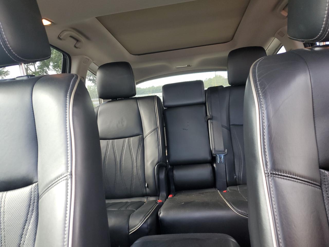 2016 Infiniti QX60 - Image 10