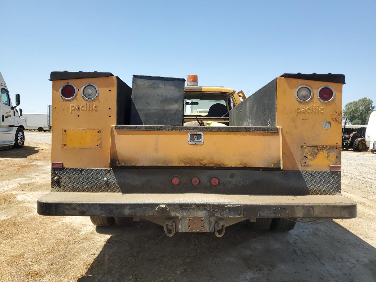 2001 Ford F350 Super Duty VIN: 1FDWF36S71EA92629 Lot: 56338554