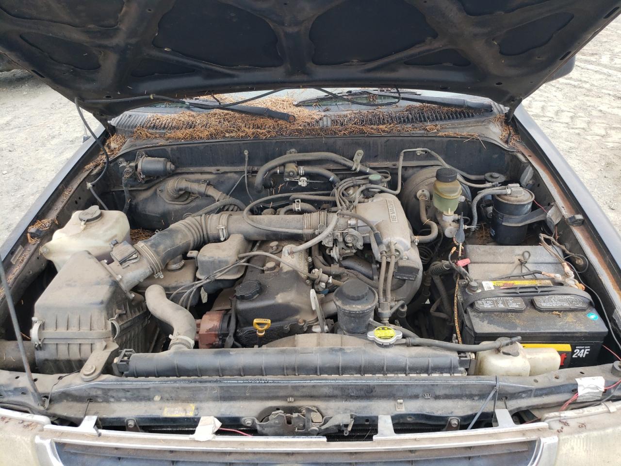 1997 Toyota Tacoma Xtracab VIN: 4TAVL52N4VZ226365 Lot: 62991124