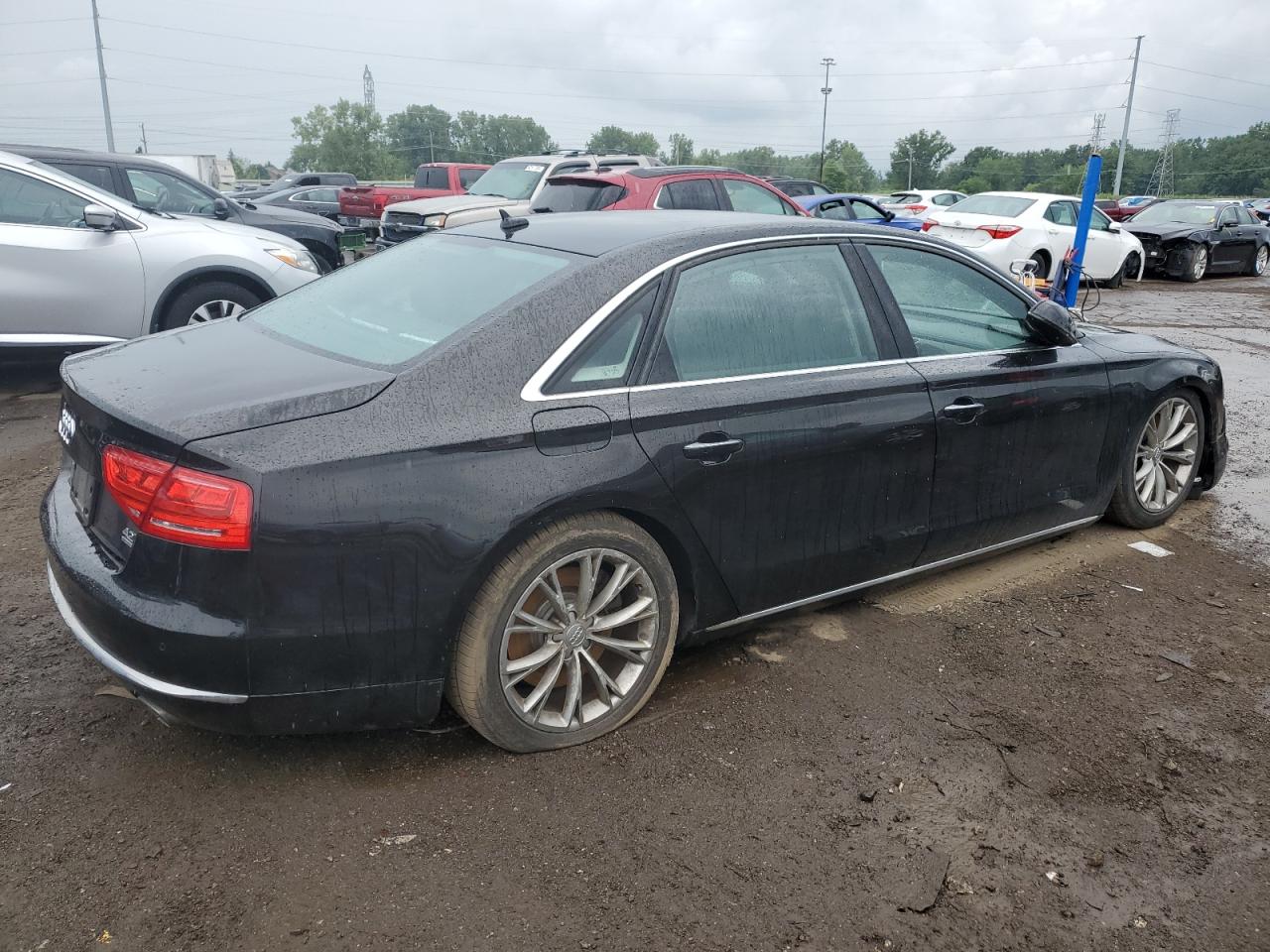 2011 Audi A8 L Quattro VIN: WAURVAFD5BN021163 Lot: 62922404