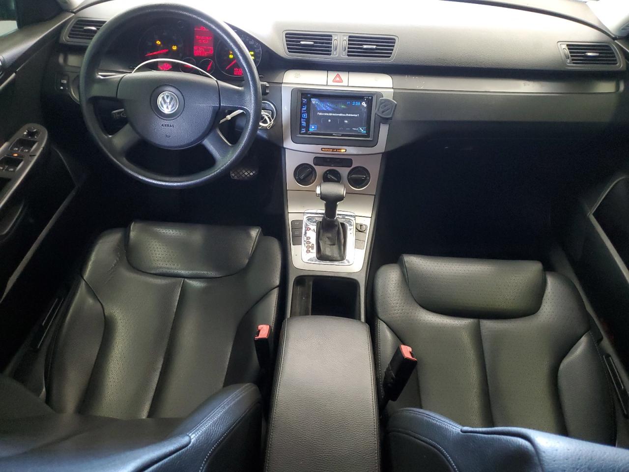 2006 Volkswagen Passat 2.0T VIN: WVWAK73CX6P049638 Lot: 62331174