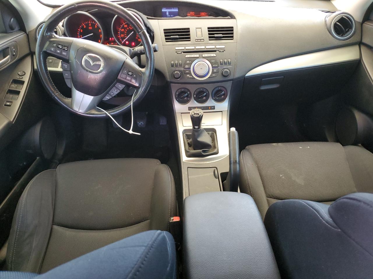 2010 Mazda 3 S VIN: JM1BL1H67A1261149 Lot: 64094524