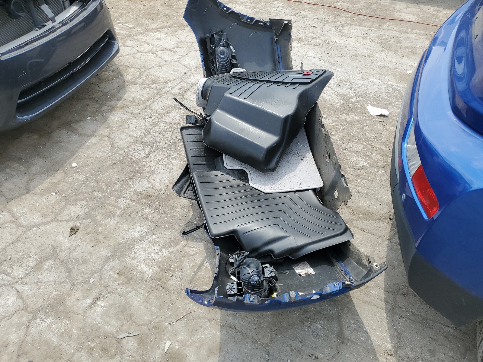 1G1FX6S06J4131202 2018 Chevrolet Bolt Ev Premier