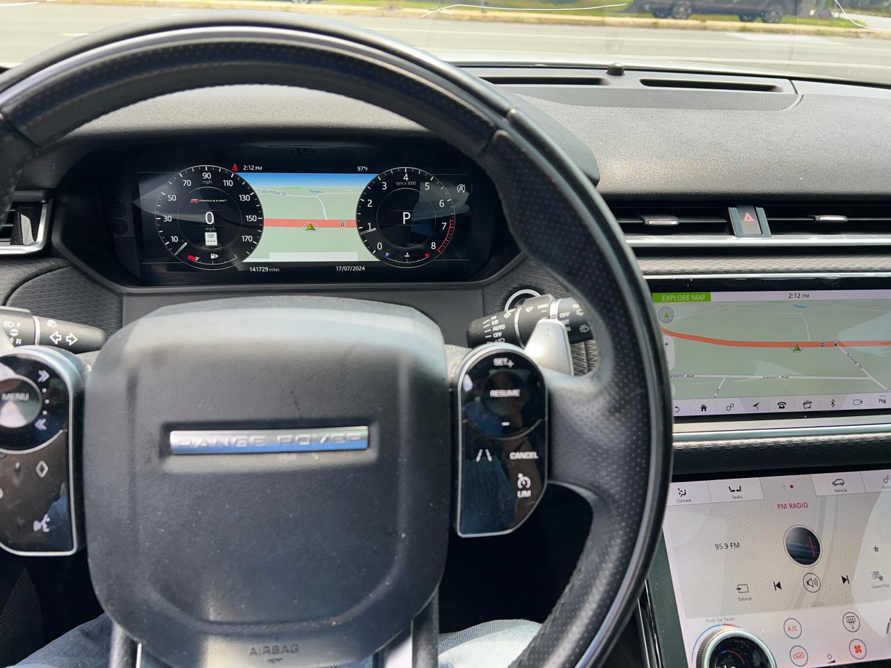 2018 Land Rover Range Rover Velar R-Dynamic Se VIN: SALYL2RV3JA730865 Lot: 63868454