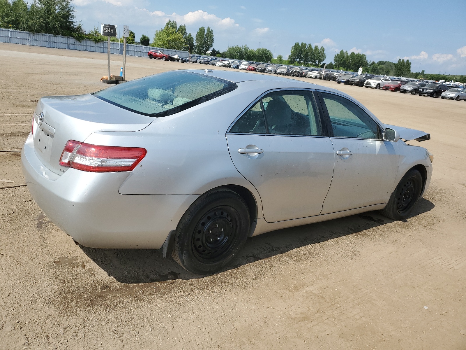 4T1BF3EK2AU504137 2010 Toyota Camry Base