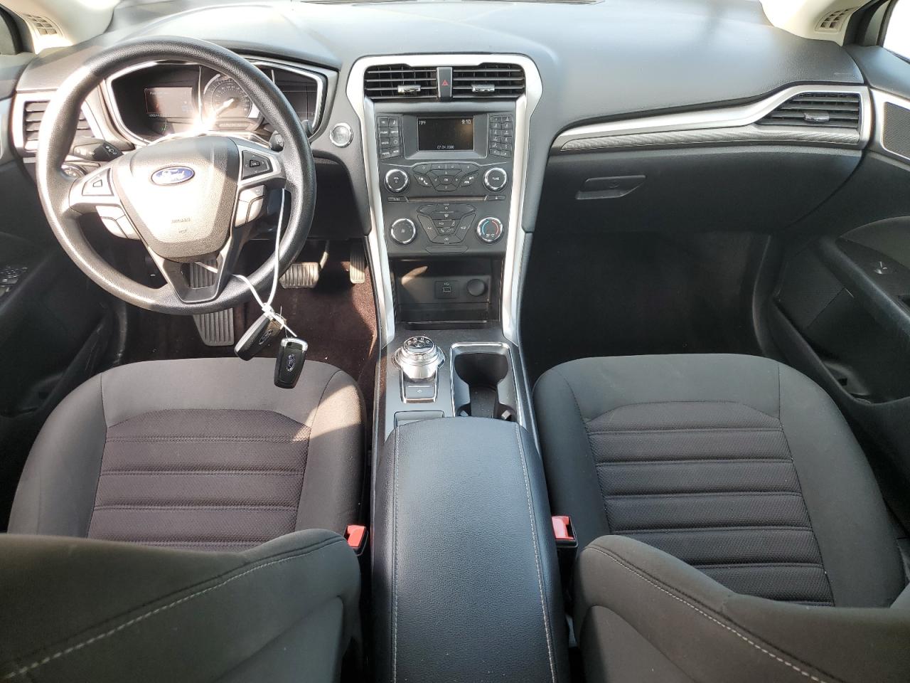 2017 Ford Fusion Se VIN: 3FA6P0H74HR370182 Lot: 64032164