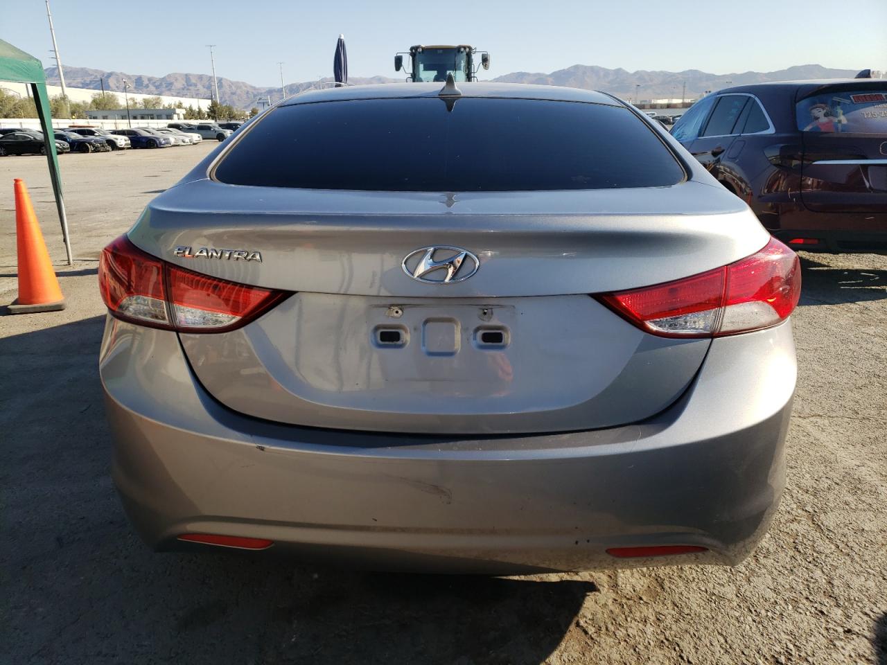 2013 Hyundai Elantra Gls VIN: KMHDH4AE5DU734137 Lot: 60850424