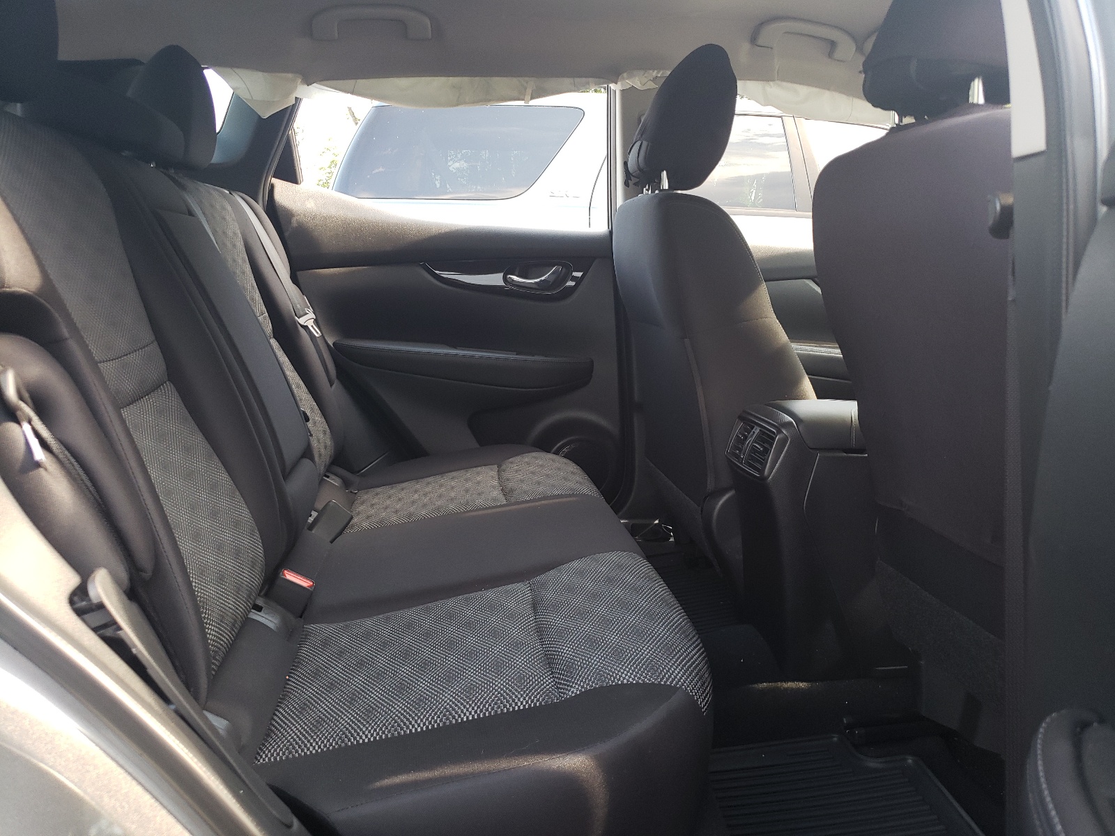 JN1BJ1BW1NW470235 2022 Nissan Rogue Sport Sv