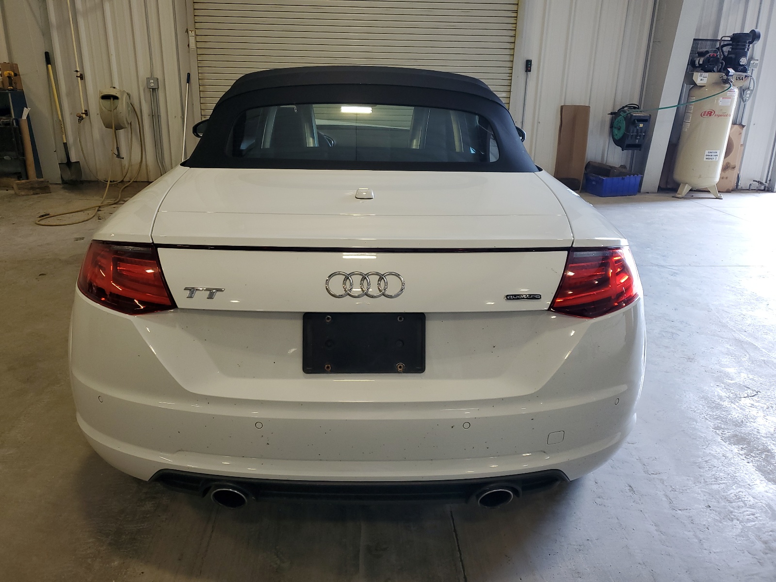 TRUT5CFV0H1019498 2017 Audi Tt