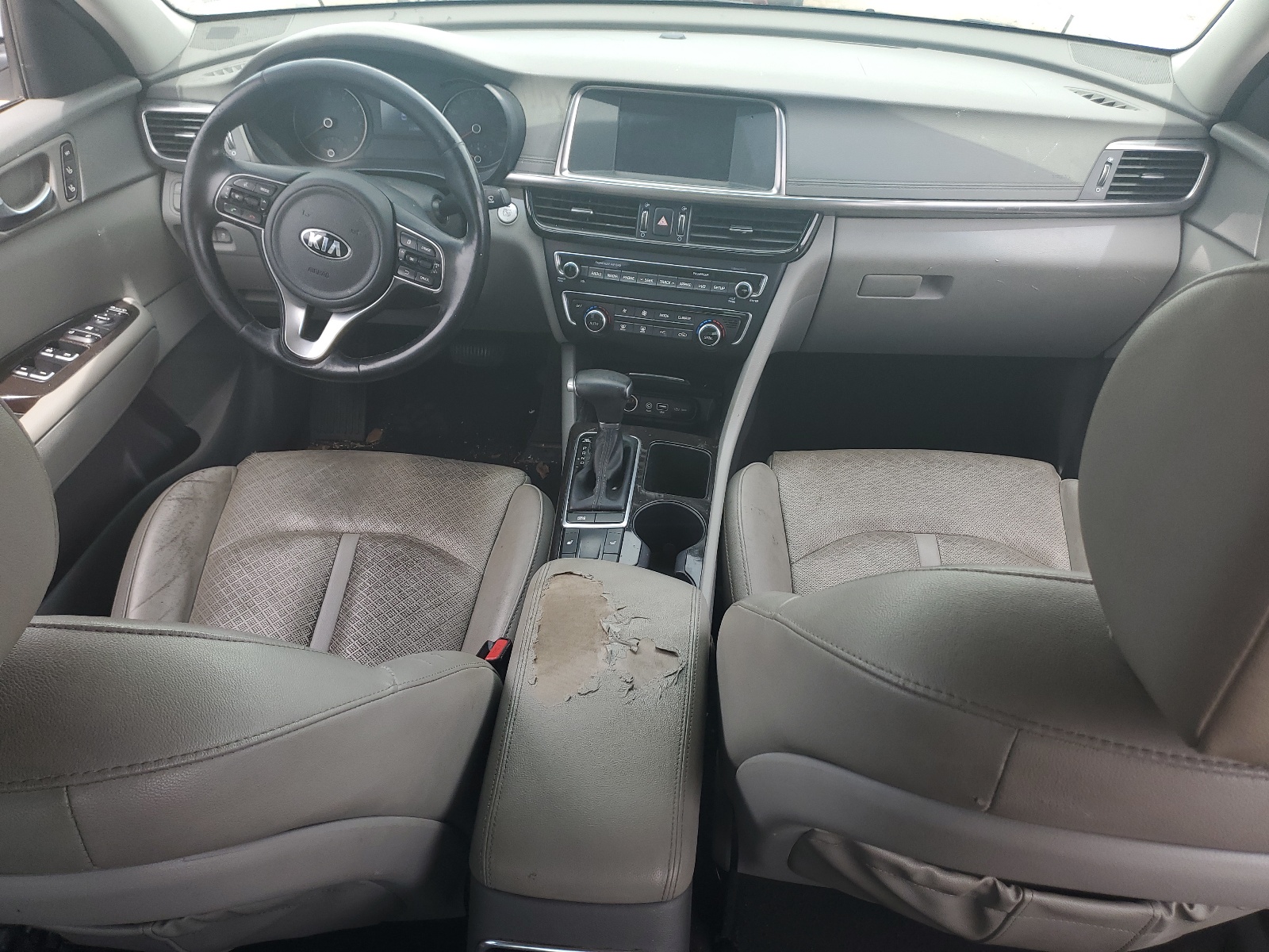 5XXGU4L3XJG217734 2018 Kia Optima Ex