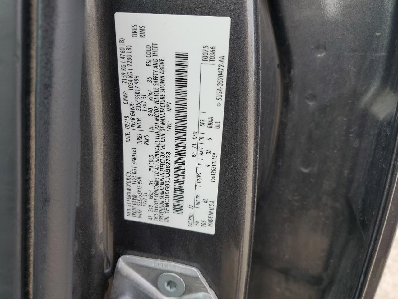 1FMCU0G90JUB62738 2018 Ford Escape Se