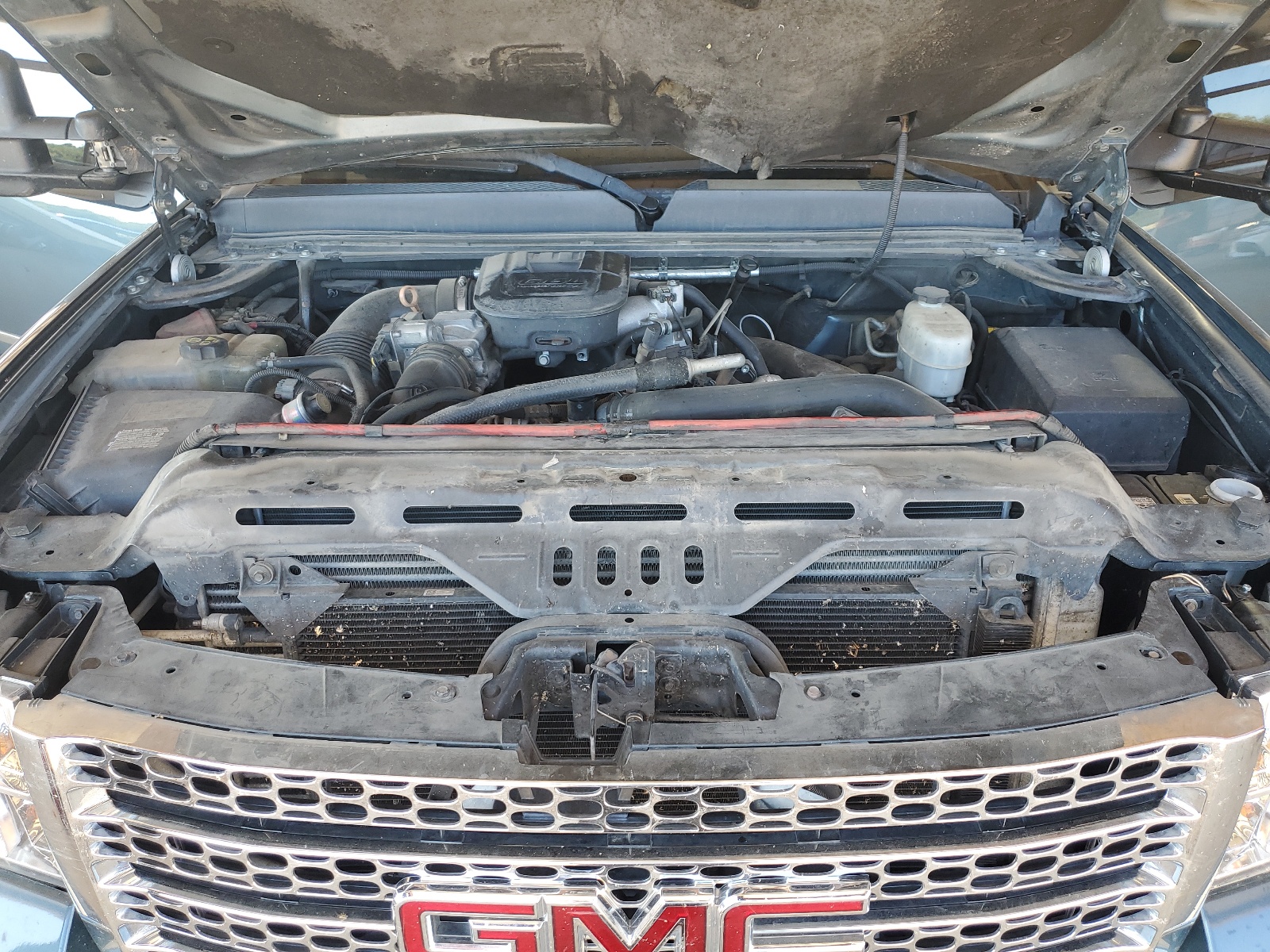 1GT125C8XBF261701 2011 GMC Sierra K2500 Denali