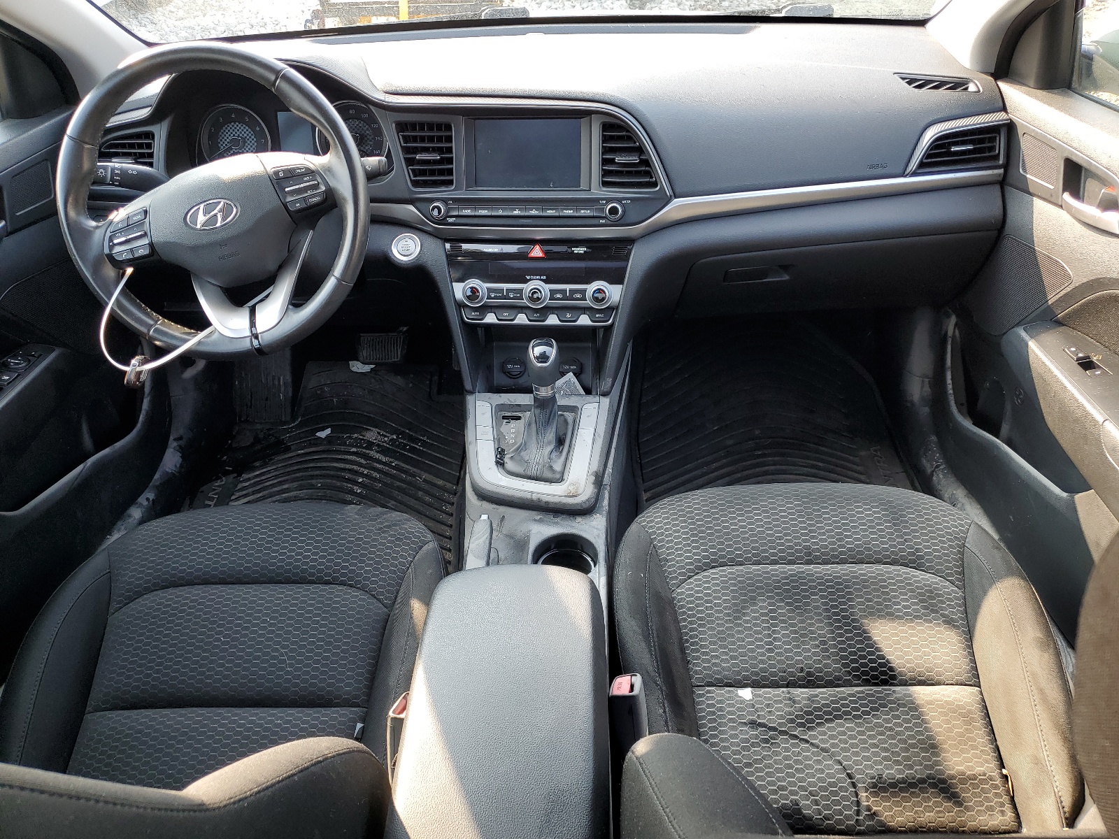 KMHD84LF3KU753076 2019 Hyundai Elantra Sel