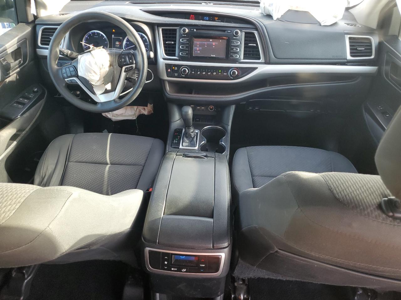 2019 Toyota Highlander Le VIN: 5TDZARFH2KS042241 Lot: 64116544