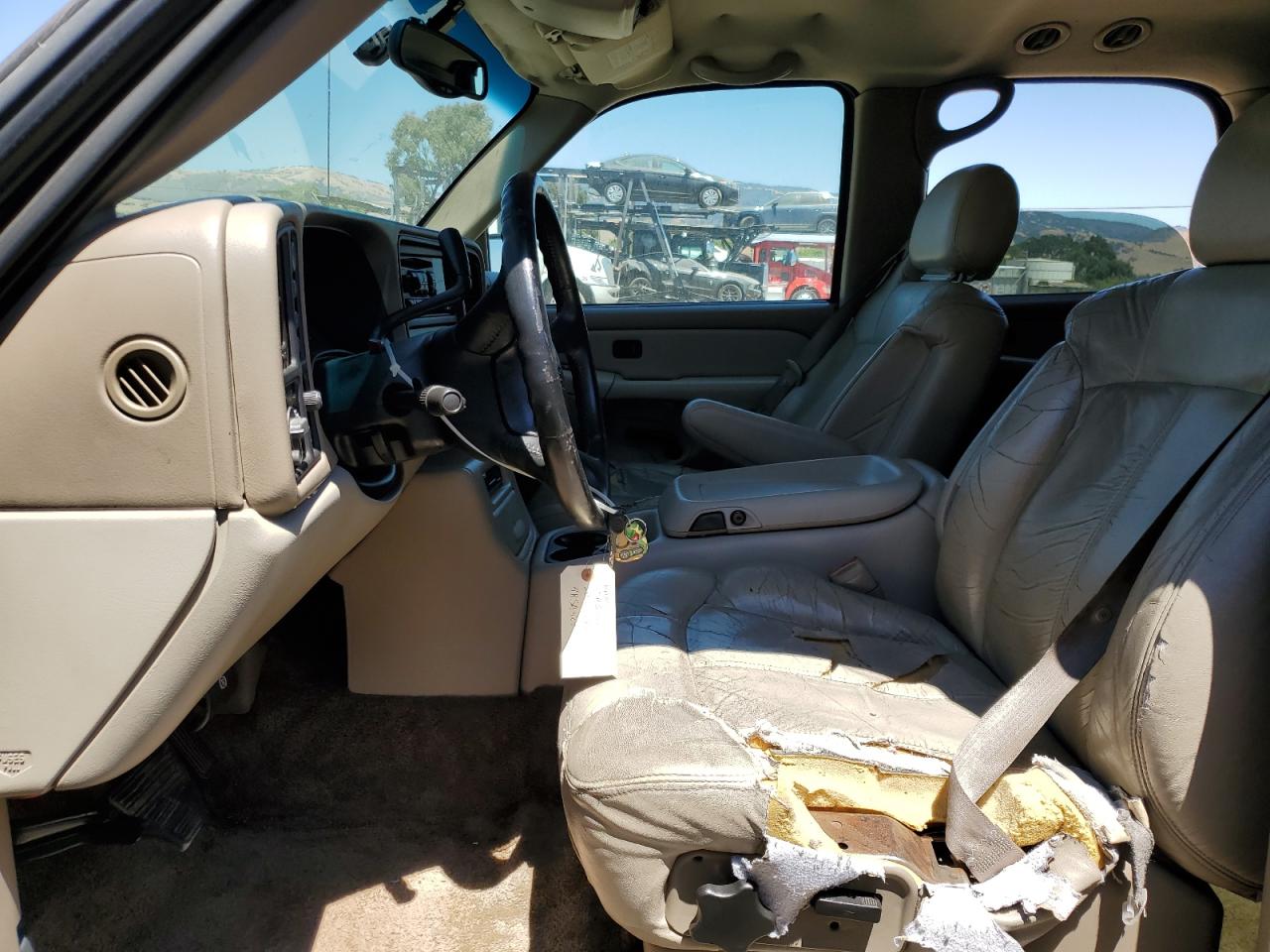 2001 Chevrolet Tahoe K1500 VIN: 1GNEK13T11R120597 Lot: 63470314