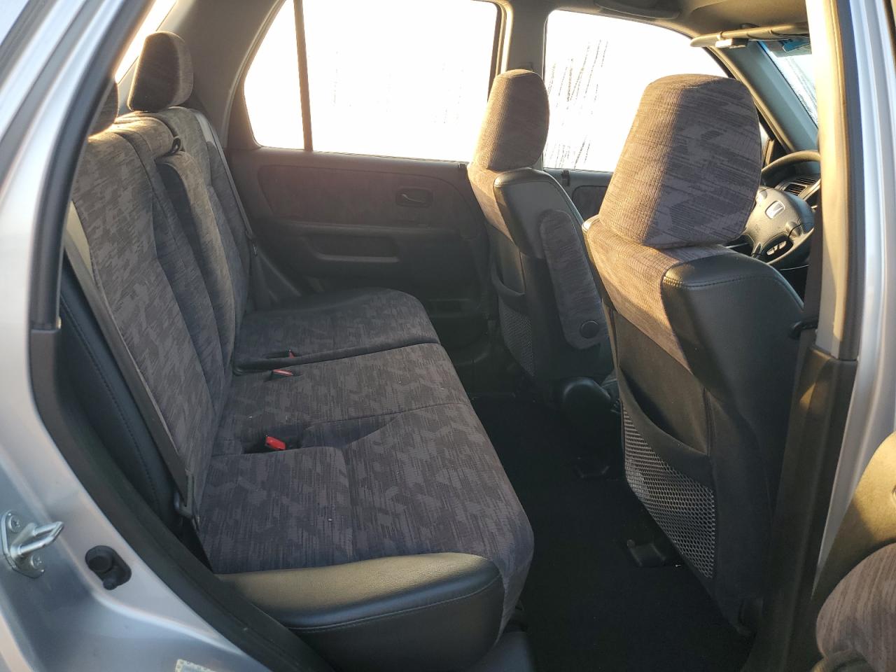 2004 Honda Cr-V Lx VIN: JHLRD68434C000037 Lot: 63124314