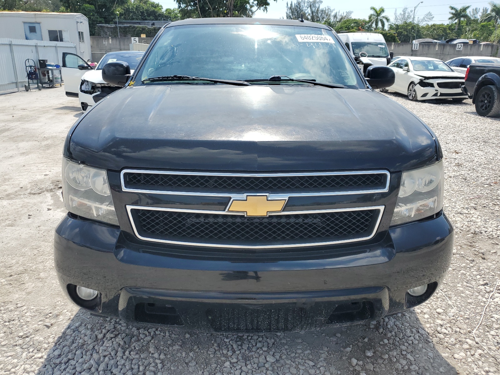 2014 Chevrolet Suburban C1500 Lt vin: 1GNSCJE04ER104435