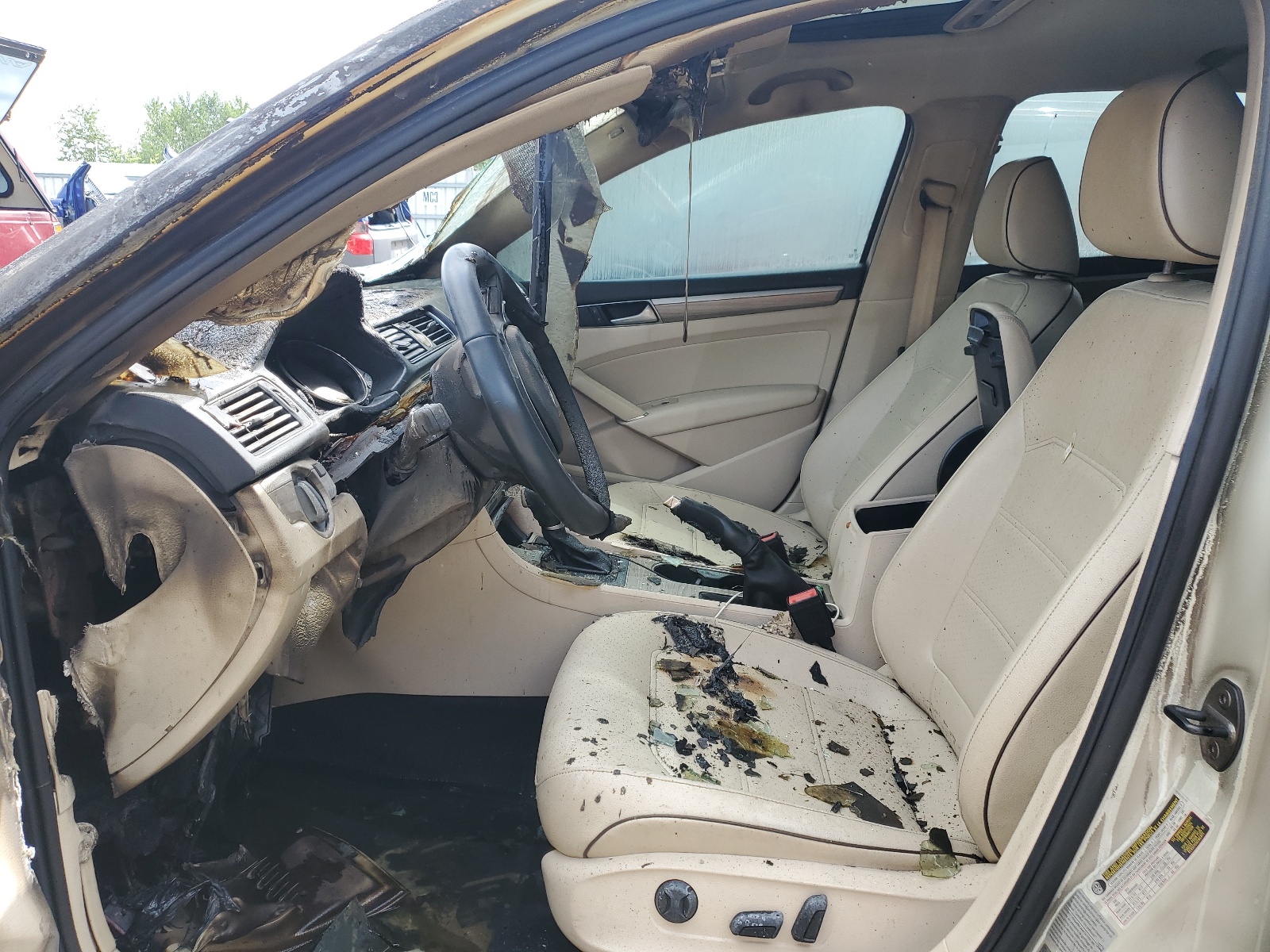 1VWBT7A32HC028486 2017 Volkswagen Passat Se