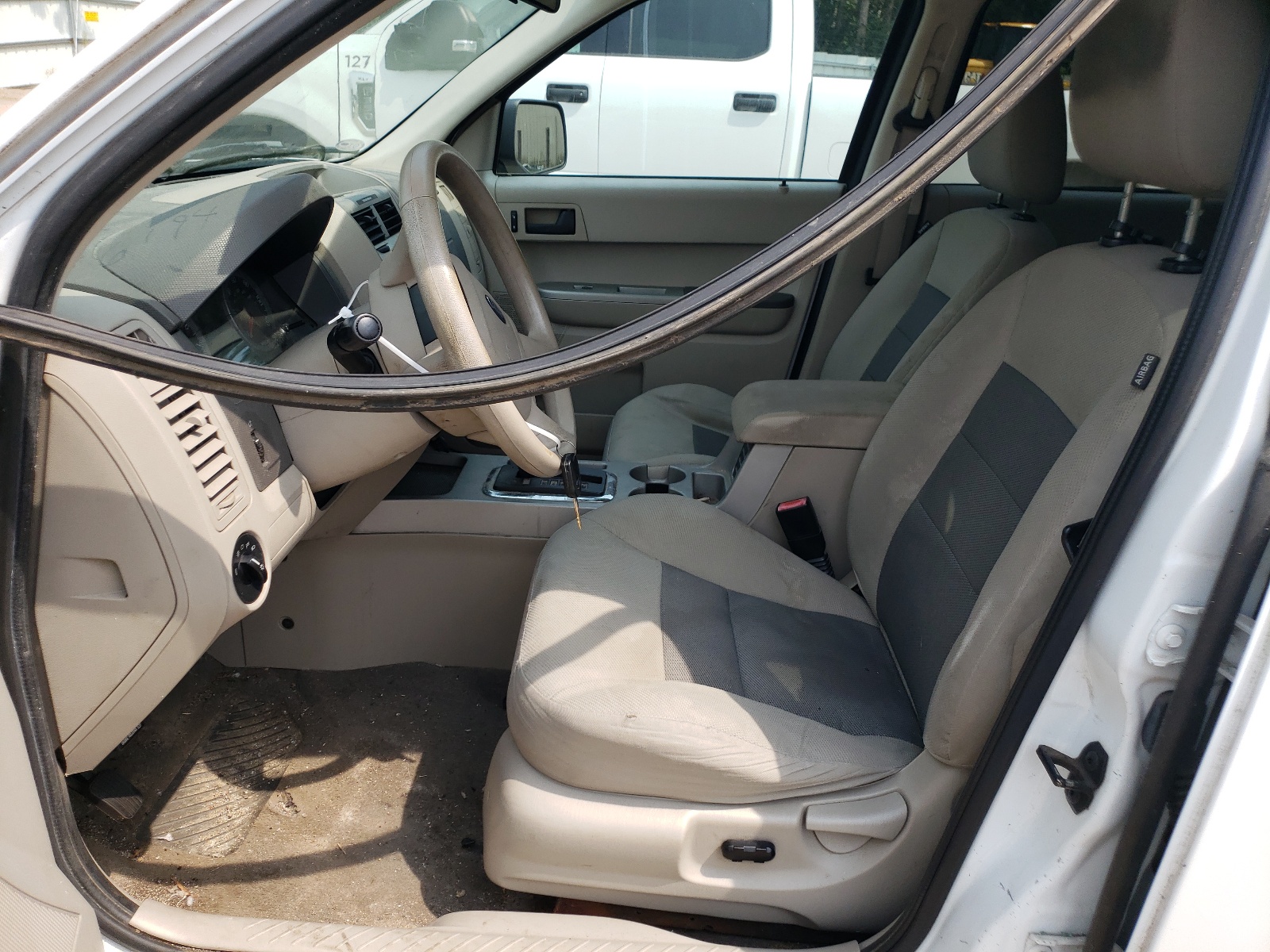 1FMCU93188KB02488 2008 Ford Escape Xlt