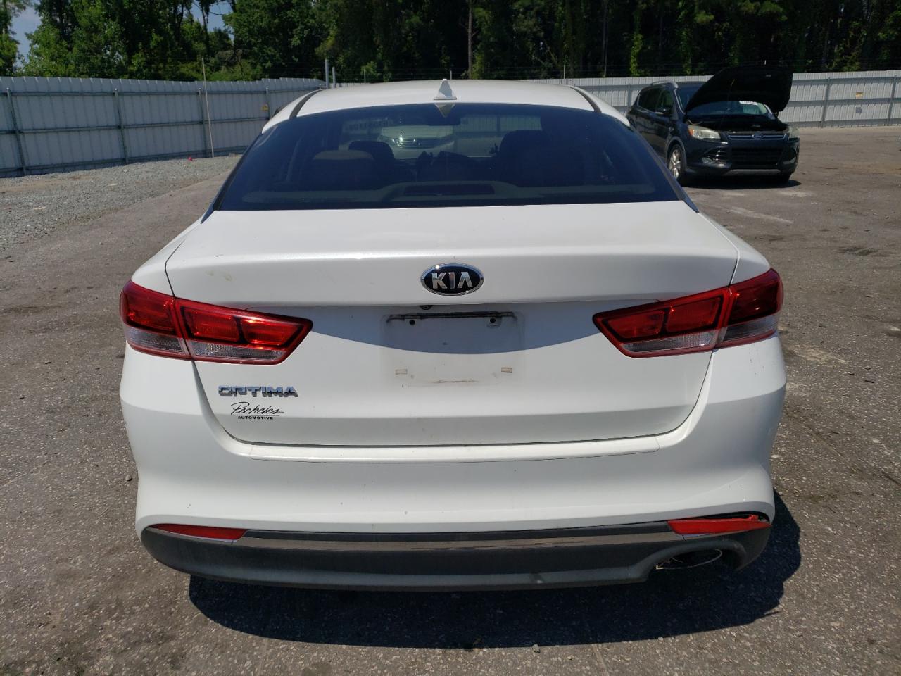 2016 Kia Optima - Image 6