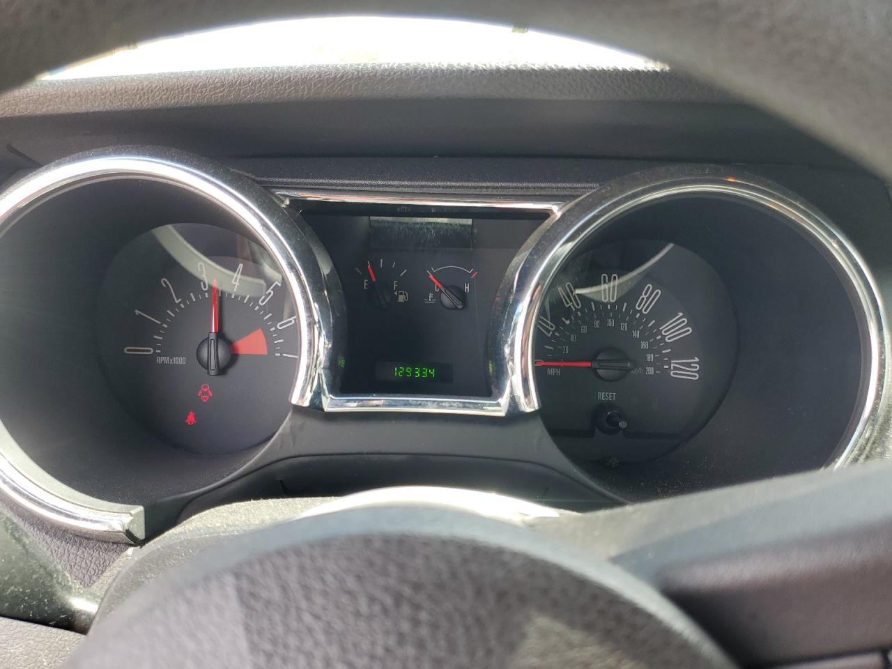 2006 Ford Mustang VIN: 1ZVFT80NX65261060 Lot: 63876074