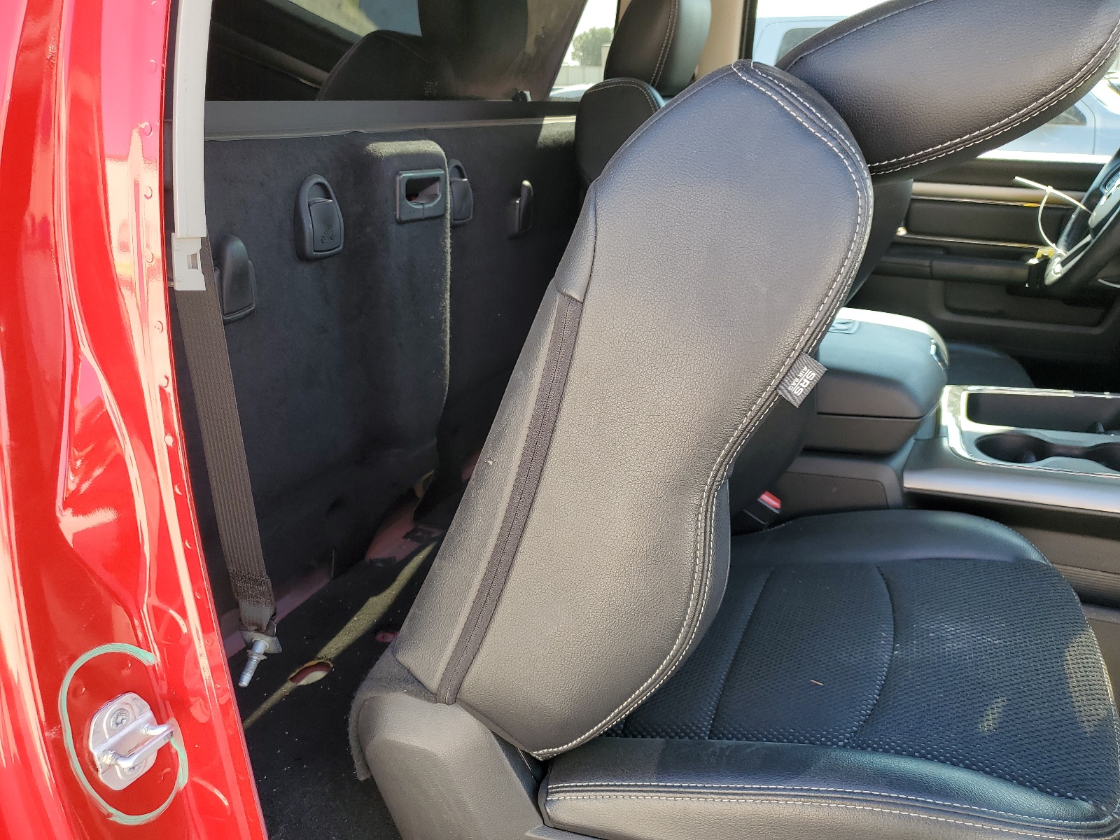 3C6JR6CT3HG783011 2017 Ram 1500 Sport