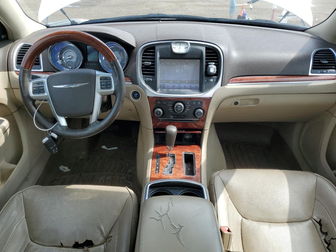 2011 Chrysler 300C VIN: 2C3CK6CT3BH611773 Lot: 65681064