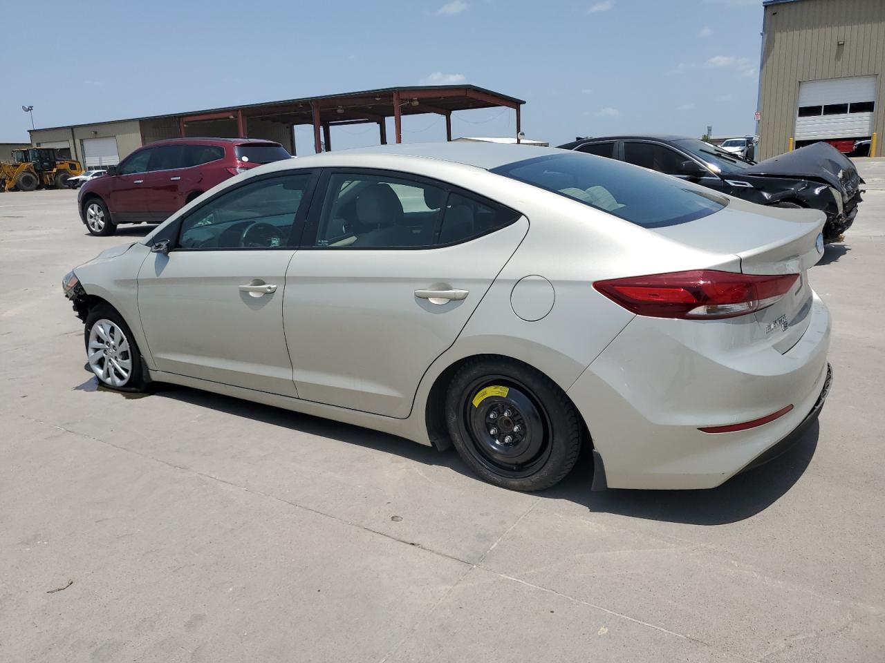 2018 Hyundai Elantra - Image 2