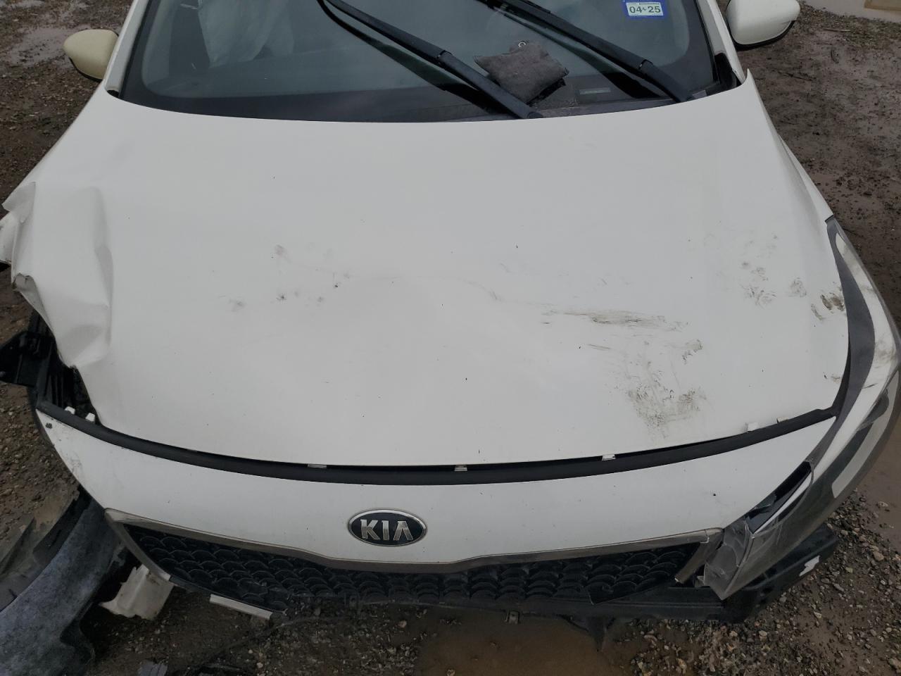 2017 Kia Forte Lx VIN: 3KPFK4A77HE122493 Lot: 63256054