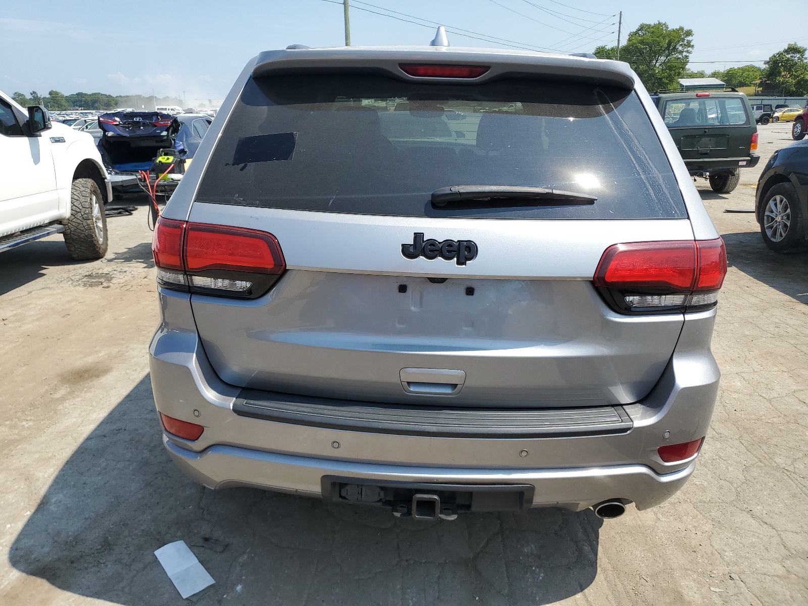 1C4RJEAGXKC698728 2019 Jeep Grand Cherokee Laredo