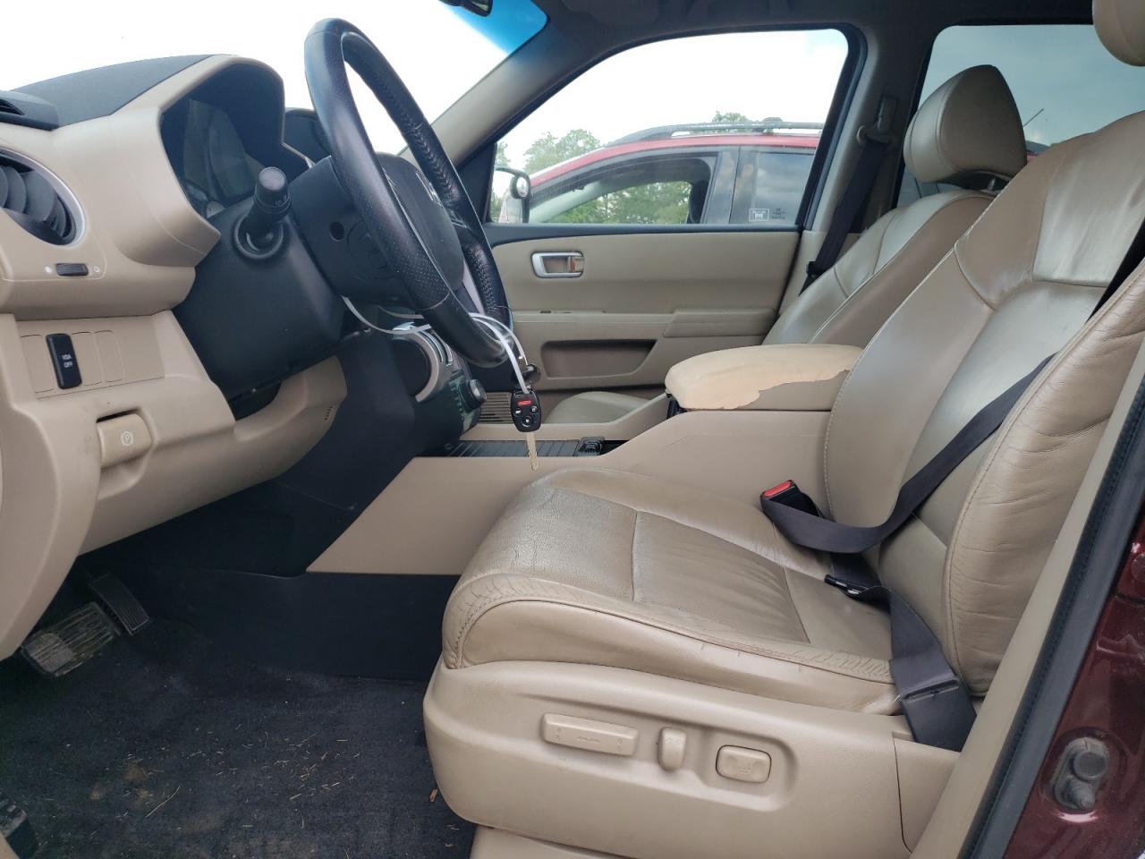 2011 Honda Pilot Exln VIN: 5FNYF3H74BB038825 Lot: 61910324