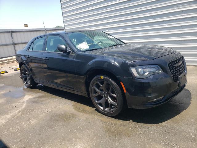  CHRYSLER 300 2021 Черный