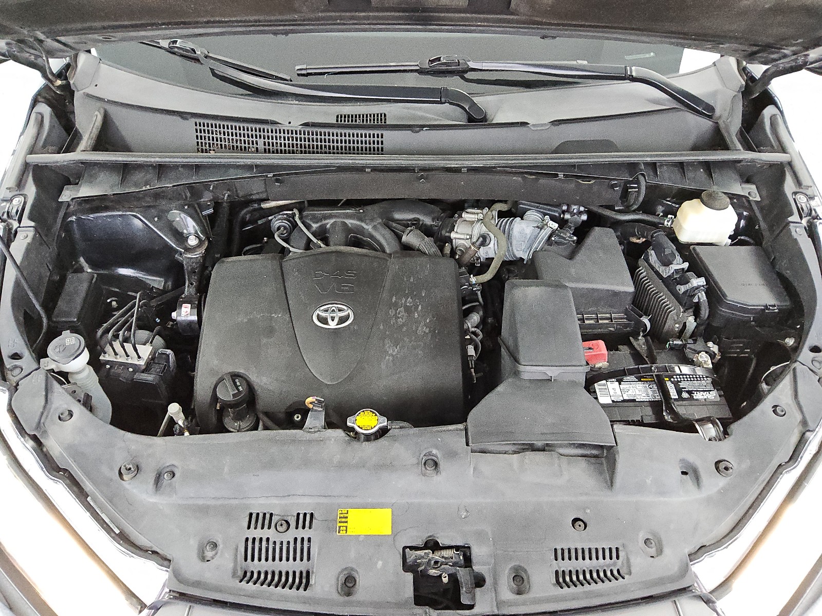 5TDKZRFH4HS513261 2017 Toyota Highlander Se