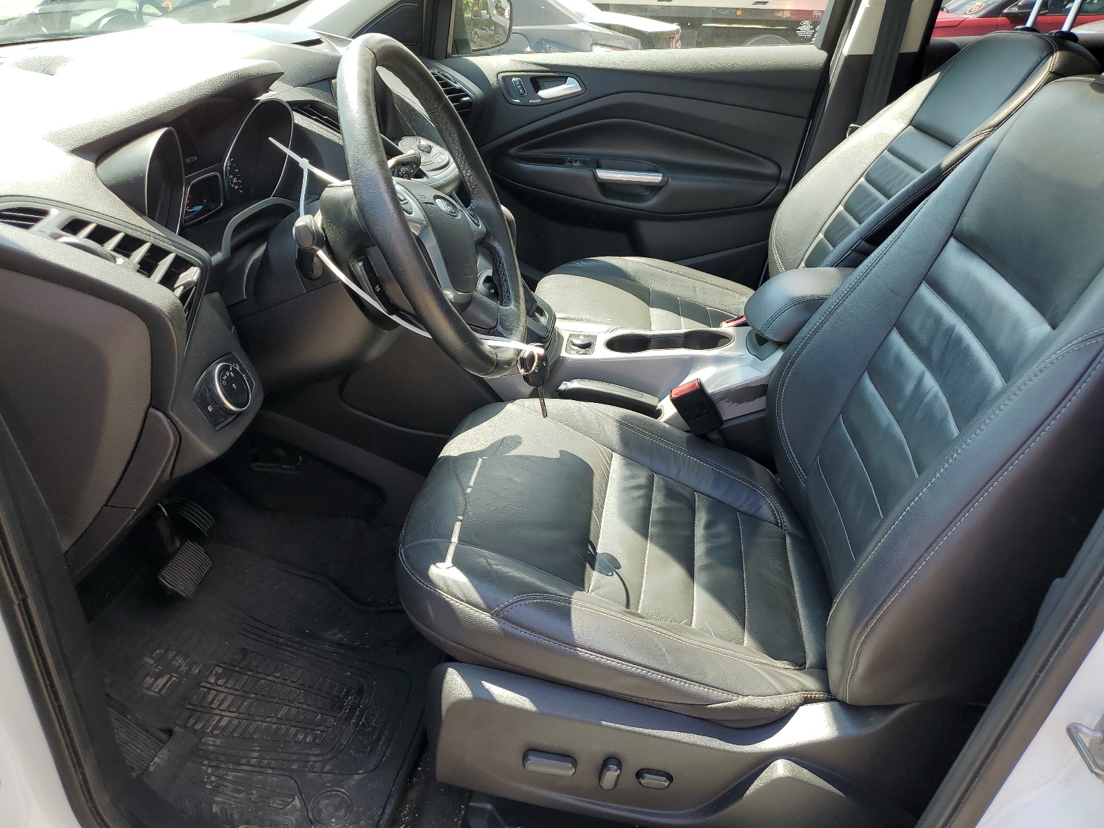 1FMCU9GX7GUB10244 2016 Ford Escape Se