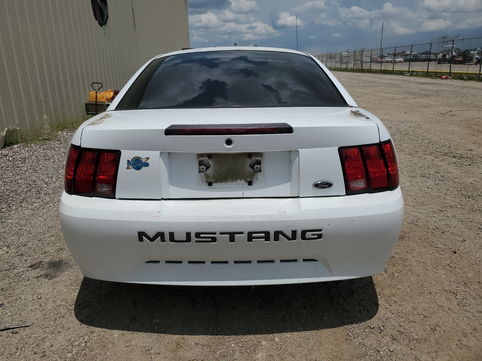 1FAFP4049YF232661 2000 Ford Mustang