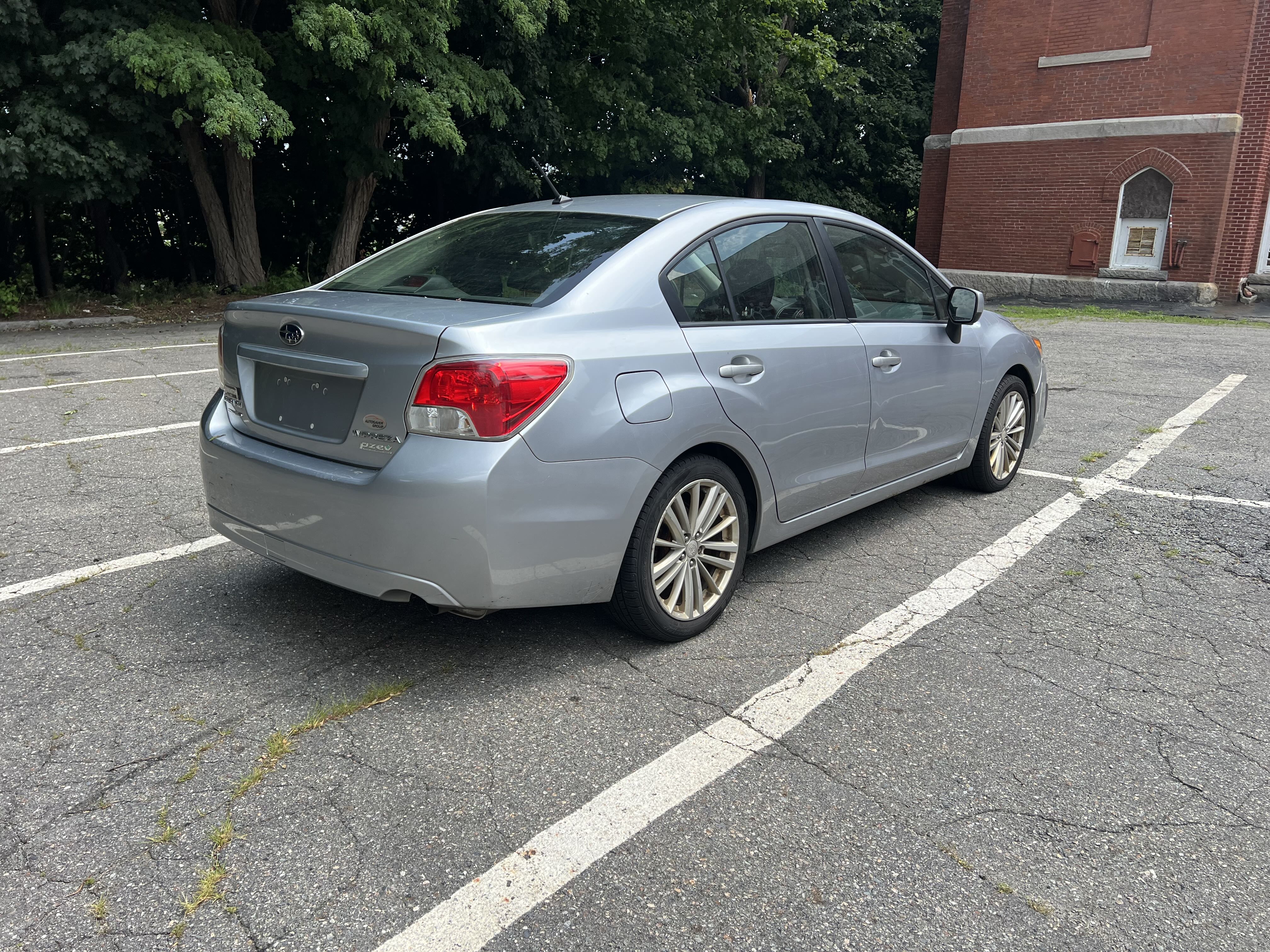 2012 Subaru Impreza Premium vin: JF1GJAD69CH017889