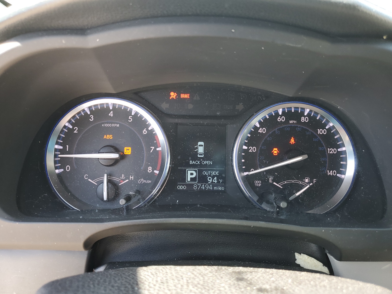 5TDZKRFH2ES034898 2014 Toyota Highlander Le