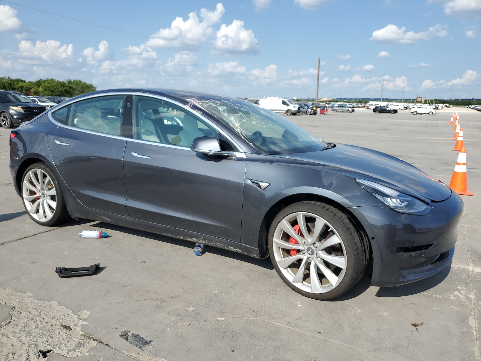 2018 Tesla Model 3 vin: 5YJ3E1EB0JF079168