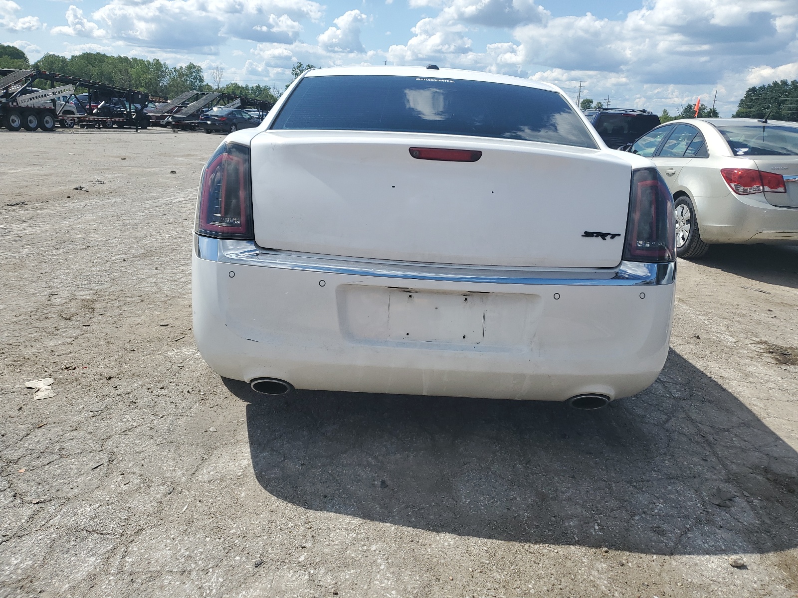2C3CA6CT5BH596051 2011 Chrysler 300C