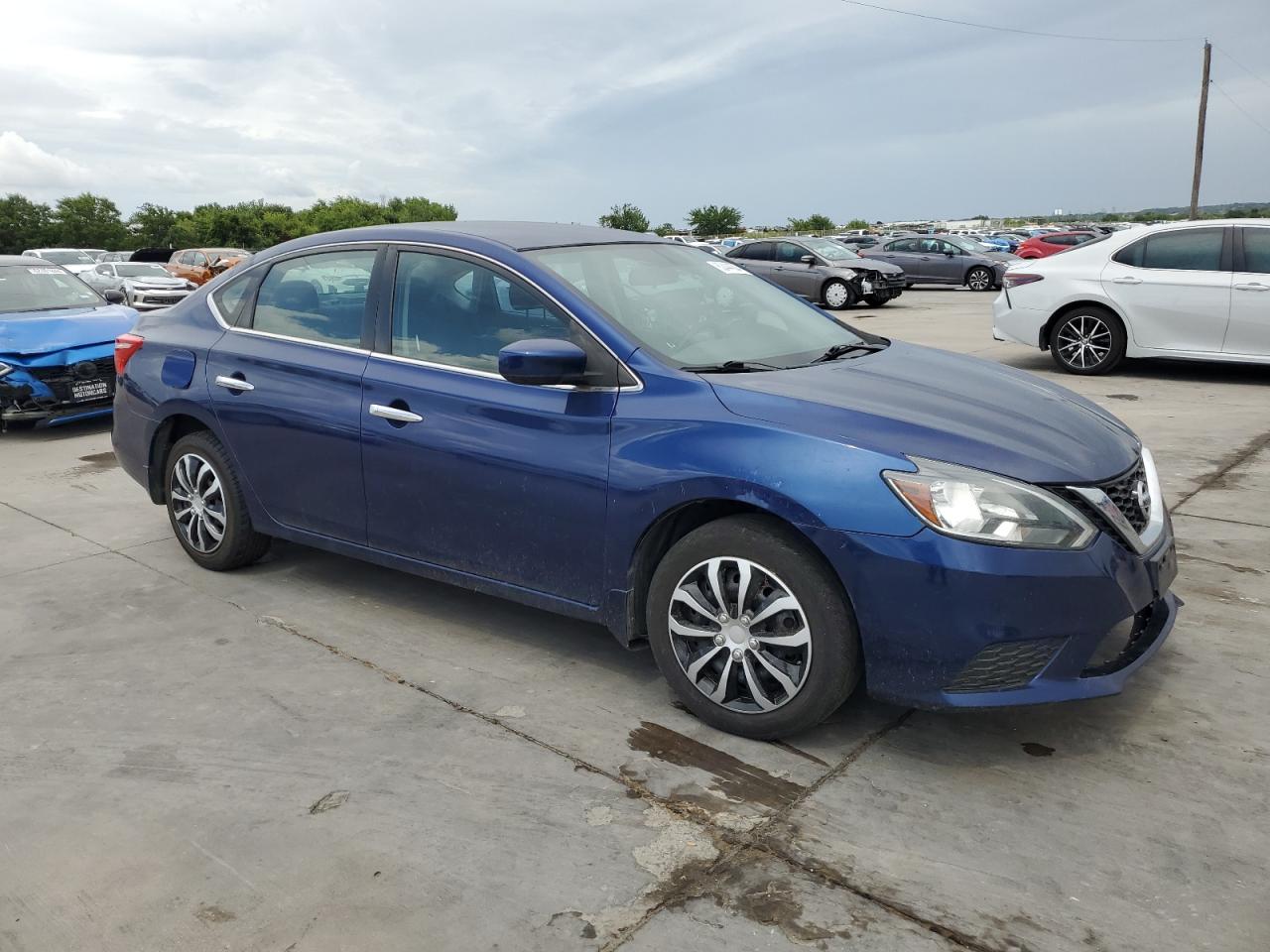 2019 Nissan Sentra - Image 4