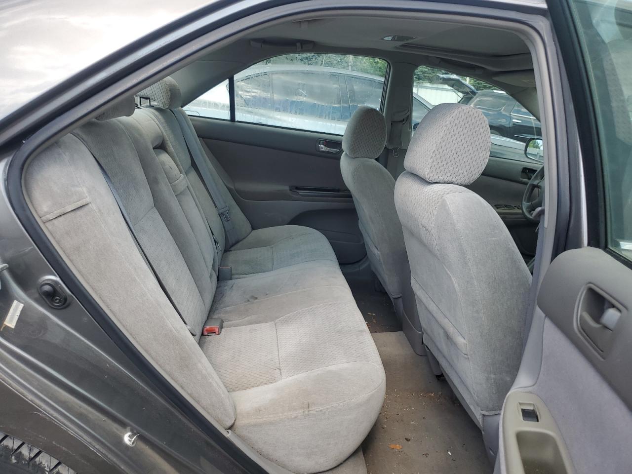 2003 Toyota Camry Le VIN: 4T1BE32K93U645443 Lot: 64680784