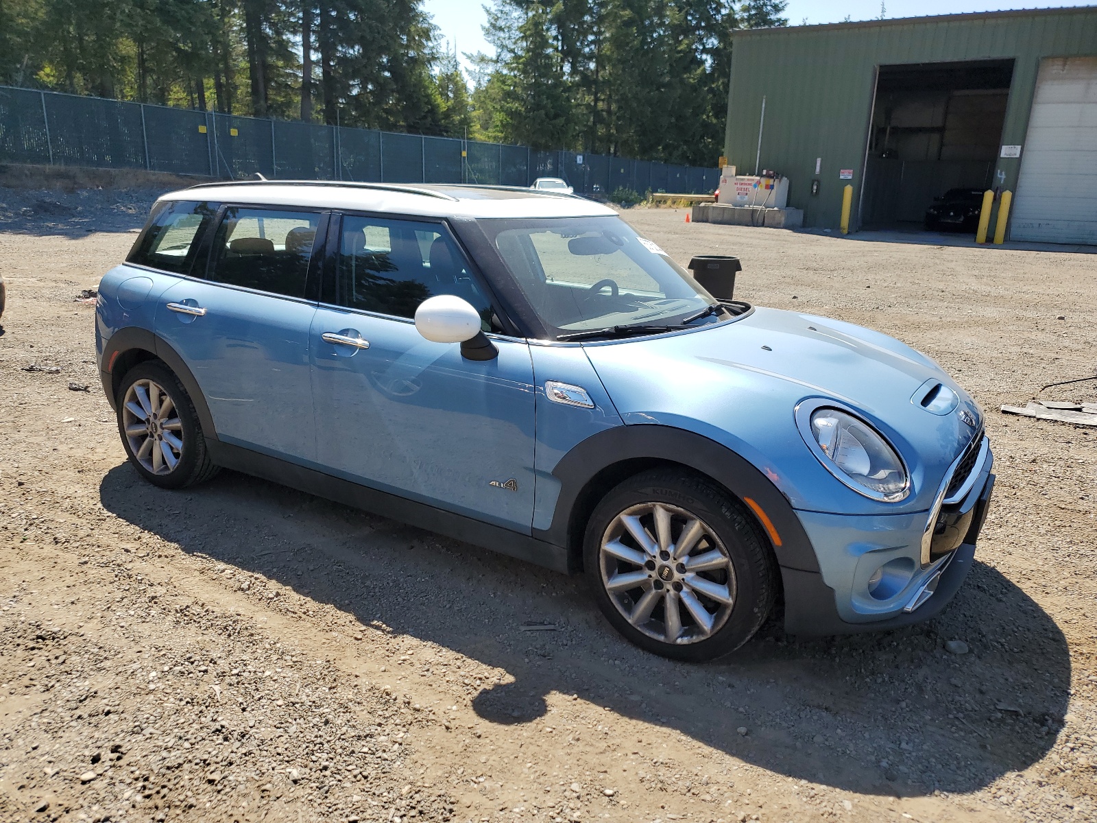 2017 Mini Cooper S Clubman All4 vin: WMWLU5C5XH2C46348