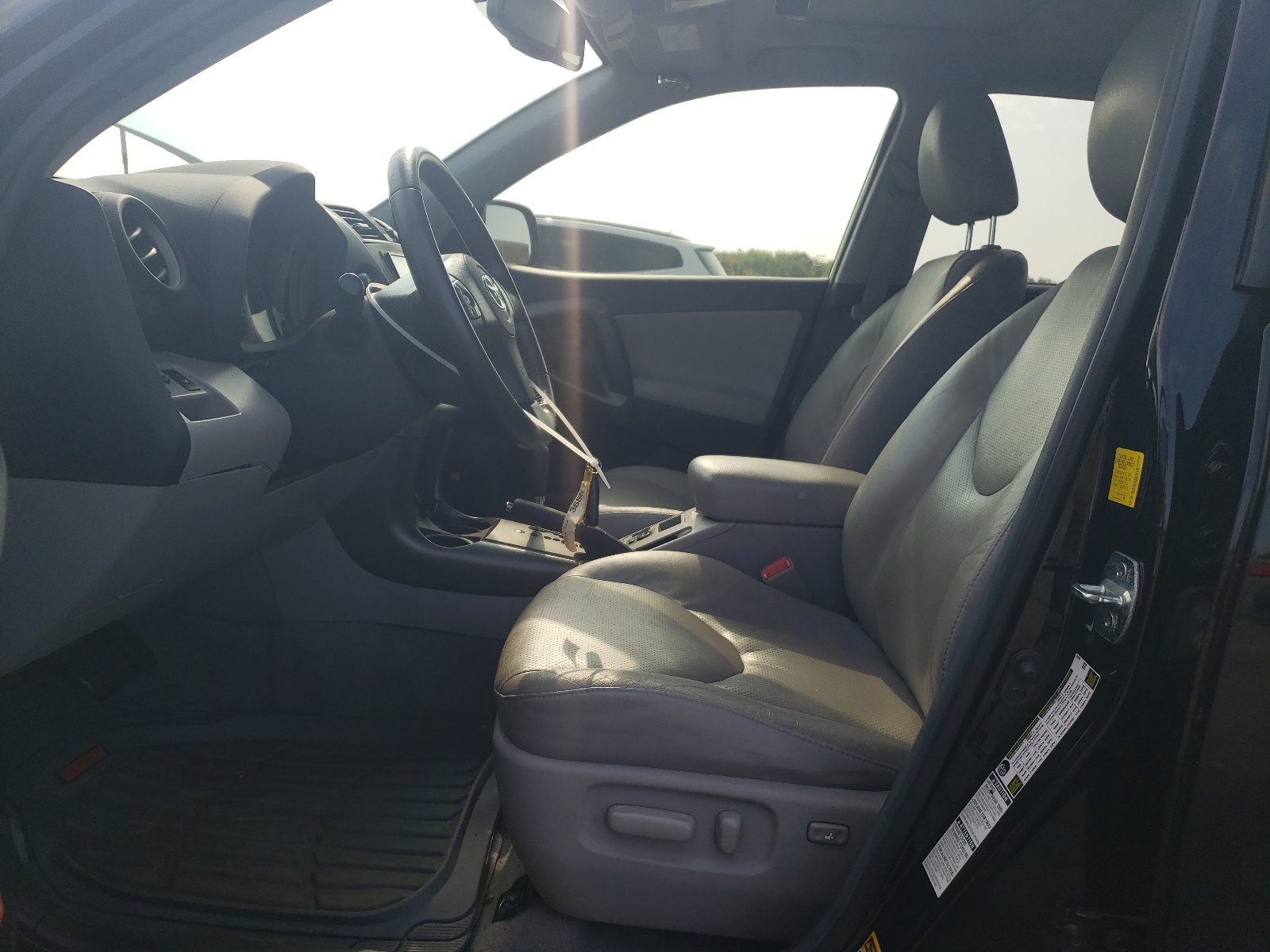 2T3DK4DV8BW043430 2011 Toyota Rav4 Limited