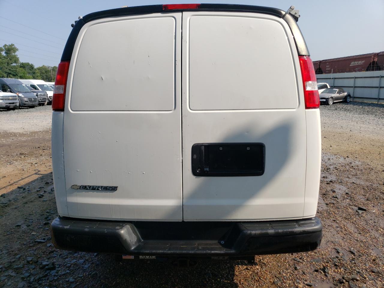 2021 Chevrolet Express G2500 VIN: 1GCWGAF75M1186585 Lot: 62753654