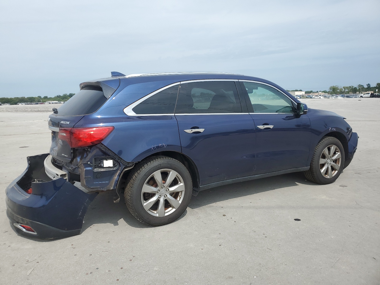 2016 Acura Mdx Advance vin: 5FRYD4H94GB009408